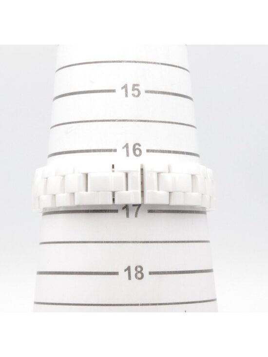 Chanel Watch Wanted de White Ceramic main image 5